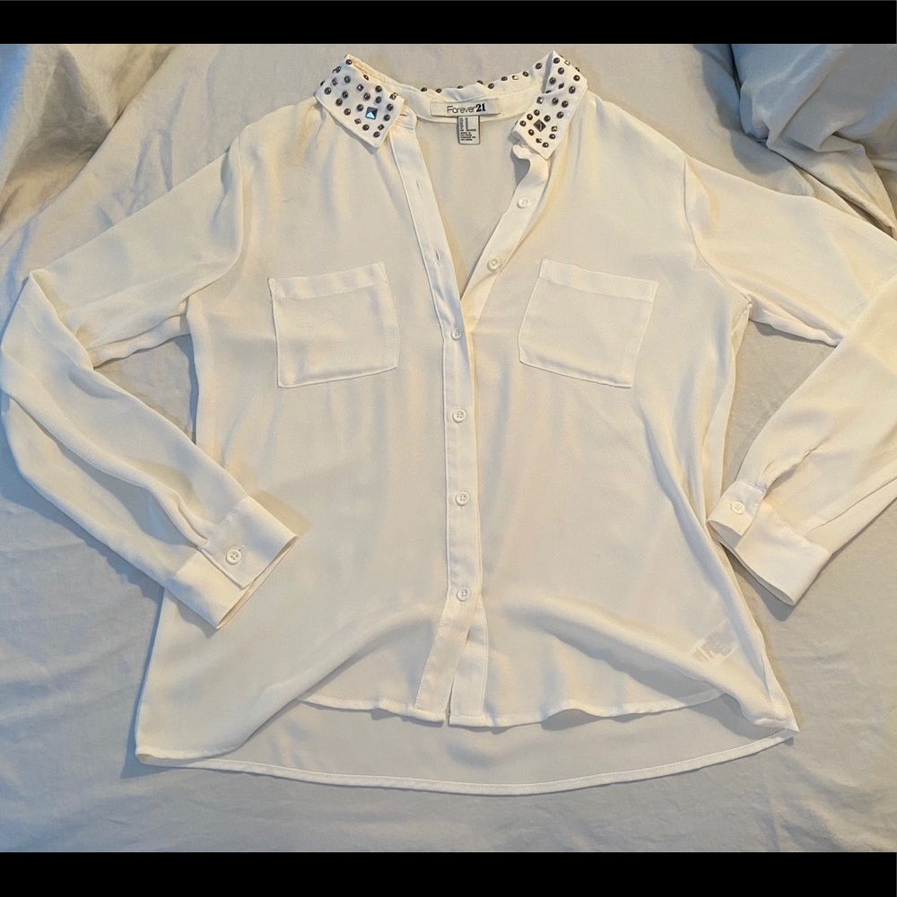 White Forever 21 Button Up Long Sleeve (Size M)
